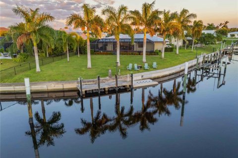 Casa en venta en Punta Gorda, Florida, 3 dormitorios, 152.45 m2 № 2429533 - foto 4