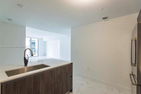 Снять в аренду кондоминиум в Майами, Флорида 3 спальни, 147.9м2, № 1867403 - фото 8