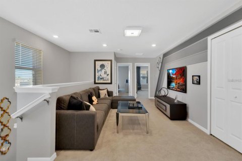Adosado en venta en Davenport, Florida, 5 dormitorios, 212.1 m2 № 2201064 - foto 23