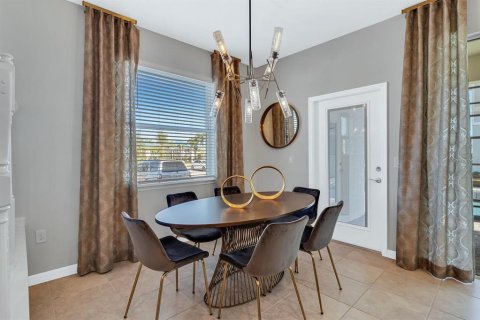 Adosado en venta en Davenport, Florida, 5 dormitorios, 212.1 m2 № 2201064 - foto 15