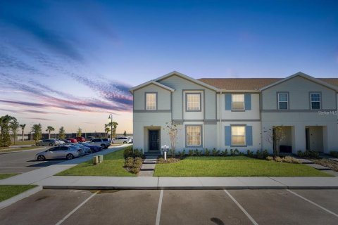 Adosado en venta en Davenport, Florida, 5 dormitorios, 212.1 m2 № 2201064 - foto 5