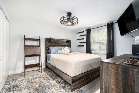 House in Tampa, Florida 3 bedrooms, 98.01 sq.m. № 1808609 - photo 18