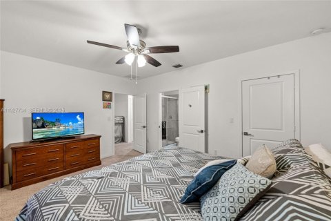 Снять в аренду виллу или дом в Флорида-Сити, Флорида 4 спальни, 197.51м2, № 1988017 - фото 19