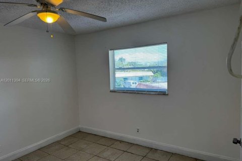 Casa en alquiler en Pompano Beach, Florida, 1 dormitorio, 58.06 m2 № 2075165 - foto 11