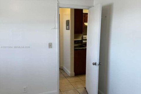 Casa en alquiler en Pompano Beach, Florida, 1 dormitorio, 58.06 m2 № 2075165 - foto 12