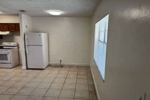 Casa en alquiler en Pompano Beach, Florida, 1 dormitorio, 58.06 m2 № 2075165 - foto 7