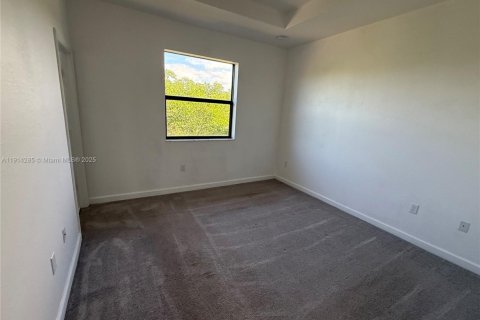 Townhouse in Miami, Florida 3 bedrooms, 130.34 sq.m. № 2052813 - photo 21