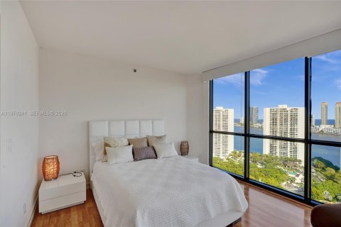 Condo in Aventura, Florida, 2 bedrooms  № 2041897 - photo 30