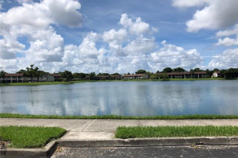 Copropriété à louer à Oakland Park, Floride: 2 chambres, 82.68 m2 № 2066624 - photo 15