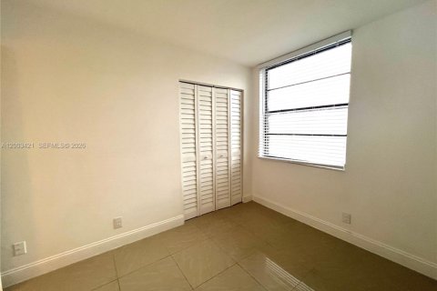 Copropriété à louer à Oakland Park, Floride: 2 chambres, 82.68 m2 № 2066624 - photo 12