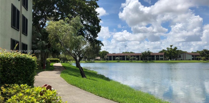 Condo à Oakland Park, Floride, 2 chambres  № 2066624