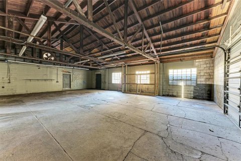 Commercial property in Sarasota, Florida 385.54 sq.m. № 2230158 - photo 20