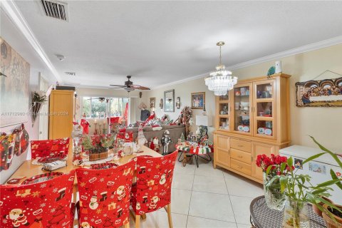 Condo in Royal Palm Beach, Florida, 2 bedrooms  № 1764461 - photo 2
