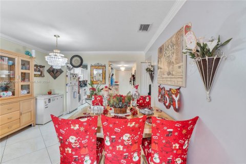 Condo in Royal Palm Beach, Florida, 2 bedrooms  № 1764461 - photo 6
