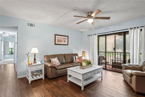 Condo in Tarpon Springs, Florida, 2 bedrooms  № 1274600 - photo 6