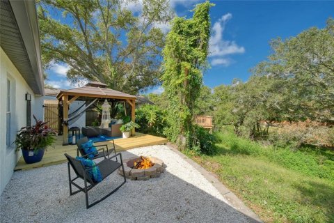House in Palm Harbor, Florida 3 bedrooms, 104.42 sq.m. № 2140448 - photo 20