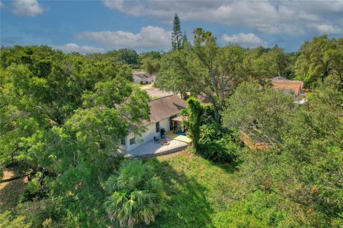 House in Palm Harbor, Florida 3 bedrooms, 104.42 sq.m. № 2140448 - photo 6