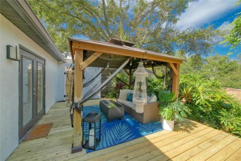 House in Palm Harbor, Florida 3 bedrooms, 104.42 sq.m. № 2140448 - photo 21