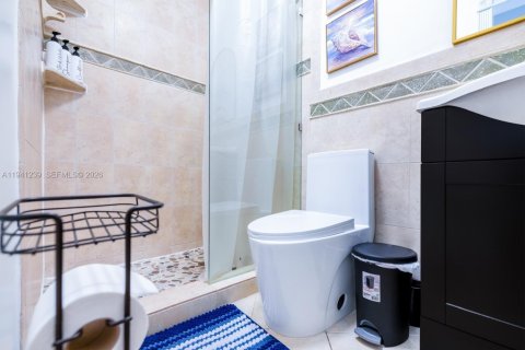 Casa en venta en Hollywood, Florida, 3 dormitorios, 149.39 m2 № 1999449 - foto 25