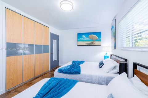 Casa en venta en Hollywood, Florida, 3 dormitorios, 149.39 m2 № 1999449 - foto 16