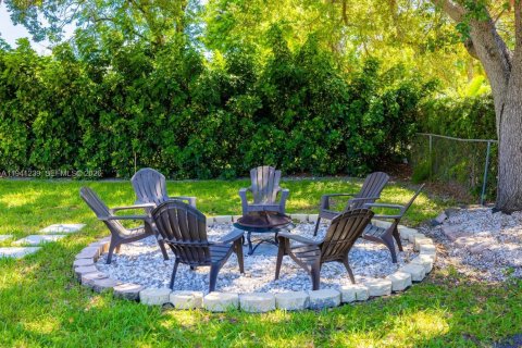 Casa en venta en Hollywood, Florida, 3 dormitorios, 149.39 m2 № 1999449 - foto 19