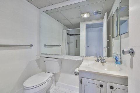 House in Sun City Center, Florida 2 bedrooms, 89.19 sq.m. № 2218265 - photo 12