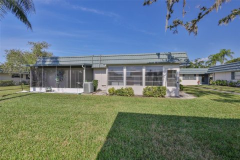 House in Sun City Center, Florida 2 bedrooms, 89.19 sq.m. № 2218265 - photo 19