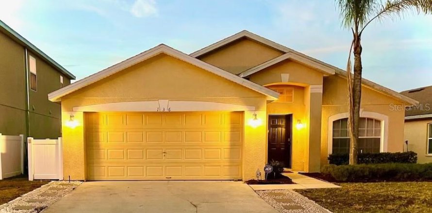 House in Davenport, Florida 4 bedrooms, 154.4 sq.m. № 2232279