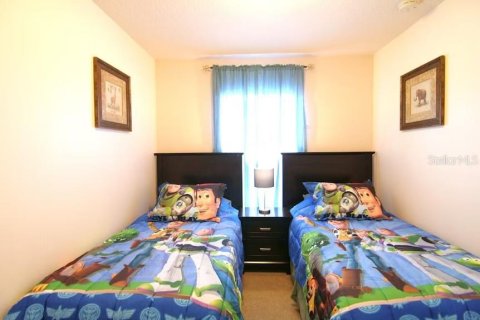 House in Davenport, Florida 4 bedrooms, 154.4 sq.m. № 2232279 - photo 18