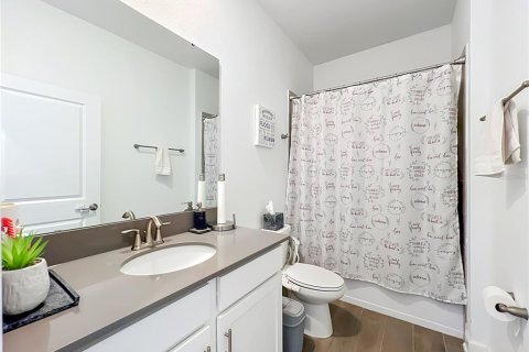 Casa en venta en Orlando, Florida, 6 dormitorios, 244.7 m2 № 2219506 - foto 11