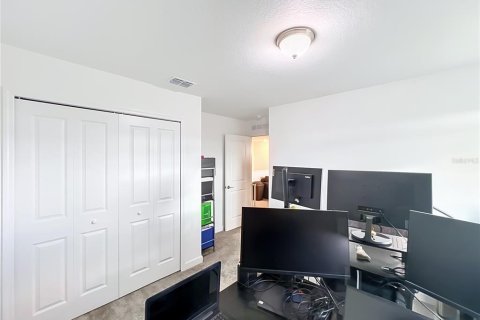Casa en venta en Orlando, Florida, 6 dormitorios, 244.7 m2 № 2219506 - foto 25
