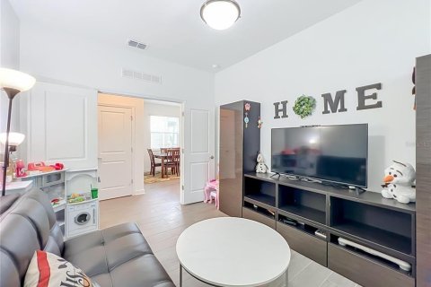 Casa en venta en Orlando, Florida, 6 dormitorios, 244.7 m2 № 2219506 - foto 14