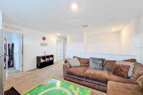 Casa en venta en Orlando, Florida, 6 dormitorios, 244.7 m2 № 2219506 - foto 21