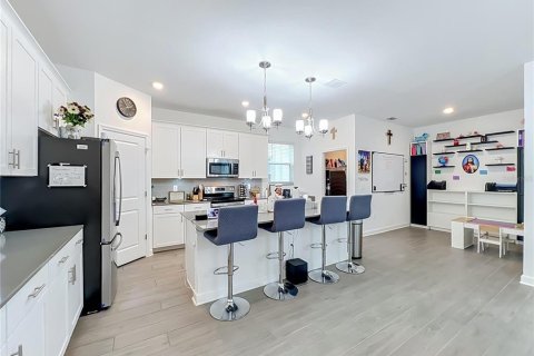 Casa en venta en Orlando, Florida, 6 dormitorios, 244.7 m2 № 2219506 - foto 20