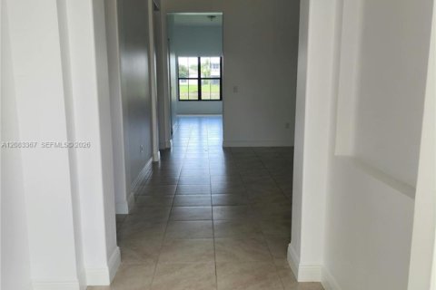 Villa ou maison à louer à Ave Maria, Floride: 4 chambres № 2348680 - photo 21