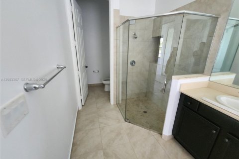 Villa ou maison à louer à Ave Maria, Floride: 4 chambres № 2348680 - photo 16