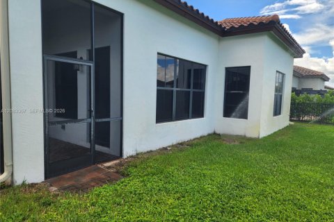 Villa ou maison à louer à Ave Maria, Floride: 4 chambres № 2348680 - photo 6
