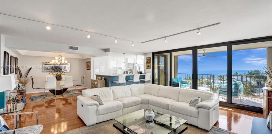 Condo in Fort Lauderdale, Florida, 2 bedrooms № 1656569