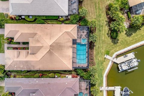 House in Bradenton, Florida 4 bedrooms, 258.73 sq.m. № 2143745 - photo 4
