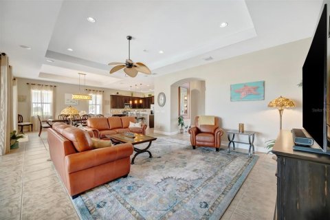 House in Bradenton, Florida 4 bedrooms, 258.73 sq.m. № 2143745 - photo 28