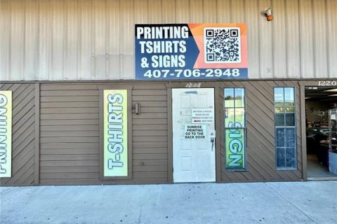 Immobilier commercial à louer à Kissimmee, Floride: 116.13 m2 № 2102937 - photo 2