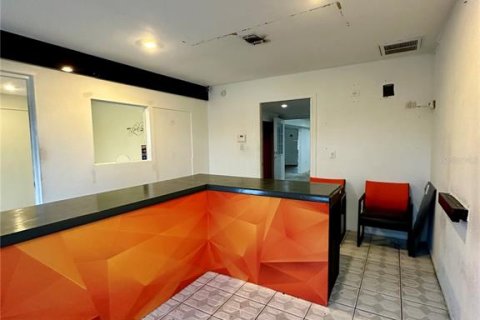 Immobilier commercial à louer à Kissimmee, Floride: 116.13 m2 № 2102937 - photo 4