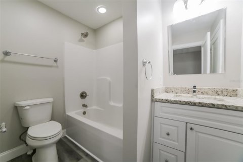 Снять в аренду квартиру в Сент-Питерсберг, Флорида 5 комнат, 175.59м2, № 1619073 - фото 12