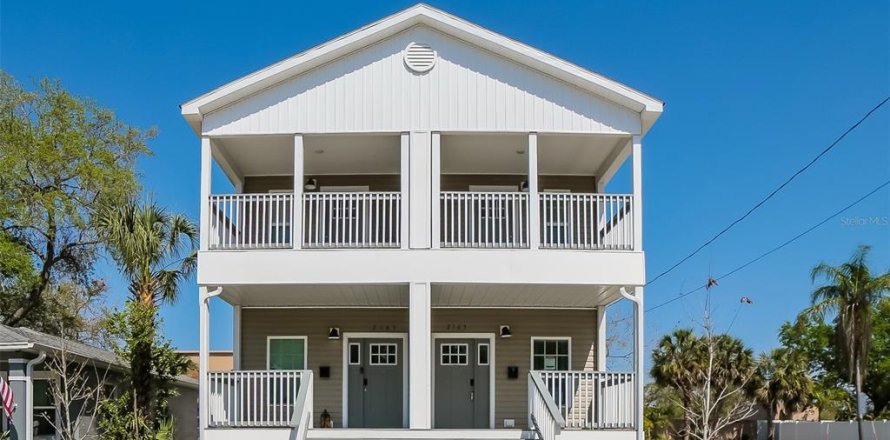 Appartement à Saint Petersburg, Floride 2 chambres, 175.59 m2 № 1619073