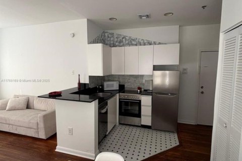Copropriété à vendre à Miami Beach, Floride: 1 chambre, 46.92 m2 № 1944009 - photo 12