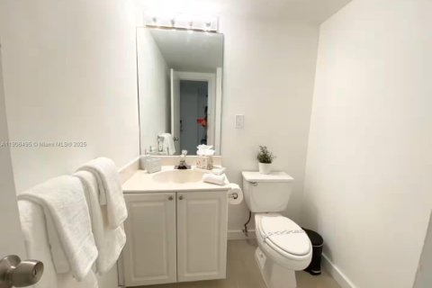 Copropriété à vendre à Sunny Isles Beach, Floride: 1 chambre, 93.37 m2 № 1957000 - photo 23