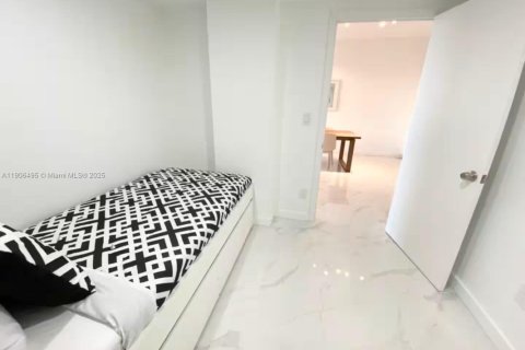 Copropriété à vendre à Sunny Isles Beach, Floride: 1 chambre, 93.37 m2 № 1957000 - photo 18