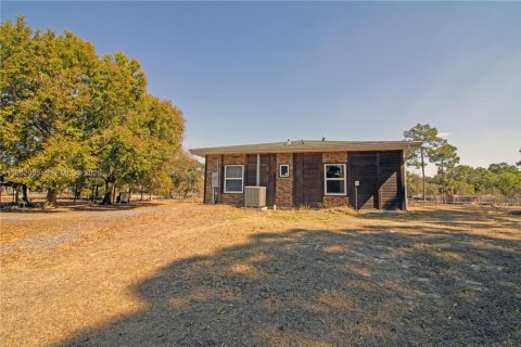 Villa ou maison à vendre à Clewiston, Floride: 3 chambres № 2024799 - photo 8