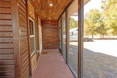 Villa ou maison à vendre à Clewiston, Floride: 3 chambres № 2024799 - photo 12