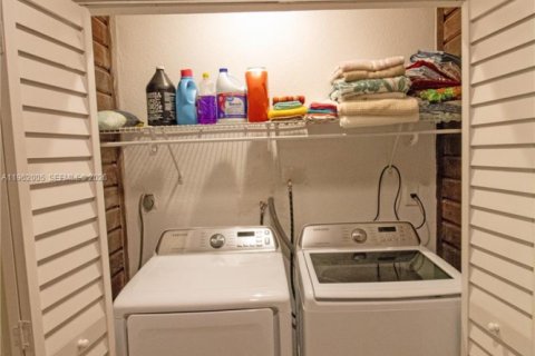 Villa ou maison à vendre à Clewiston, Floride: 3 chambres № 2024799 - photo 30